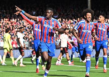 مايكل أوين يلوم لاعب ليفربول بعد الخسارة أمام كريستال بالاس لم يكن يعرف ما يفعله