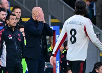 سلوت يلوم لاعب ليفربول بعد السقوط أمام كريستال بالاس خسرنا بسبب تصرفه