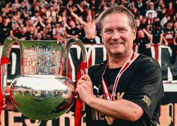 يعرفه إمام عاشور من هو توماس توماسبيرج مدرب الأهلي الجديد