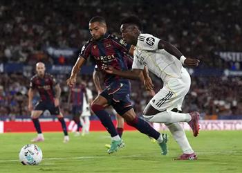 عمالقة الدوري الإنجليزي يزاحمون السعودية على ضم فينيسيوس جونيور