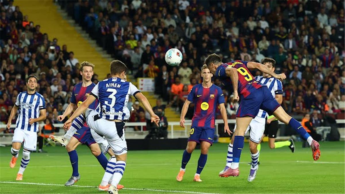 حكم مباراة برشلونة وباريس سان جيرمان في دوري أبطال أوروبا