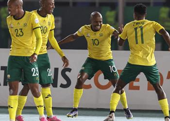 لاعب صن داونز يتسبب في خصم 3 نقاط من جنوب إفريقيا بـ تصفيات كأس العالم