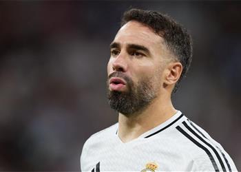 تقارير تكشف سبب هجوم جمهور ريال مدريد على داني كارفاخال