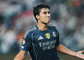 جونزالو جارسيا راؤول أسطورة إسبانيا وهذا ما يطلبه مني ألونسو