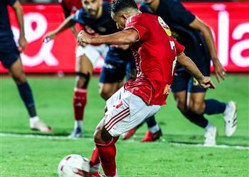 شوبير يكشف الكواليس رغم اعتراض الجميع تريزيجيه تمسك بتسديد ركلة جزاء الأهلي أمام الزمالك