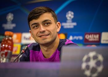 بيدري فليك جعلنا فريق ا شجاع ا ولا يهمني ترتيبي في الكرة الذهبية