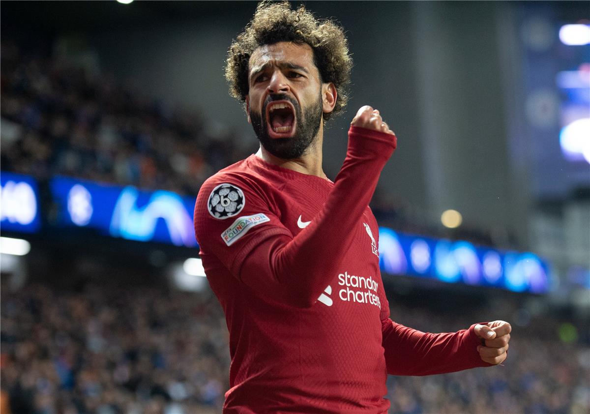 ردود أفعال جماهير ليفربول على جلوس محمد صلاح على دكة بدلاء ليفربول أمام جالطة سراي