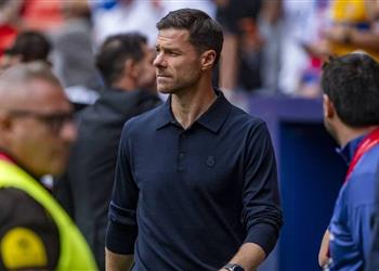 ألونسو يوضح حقيقة غضب فينيسيوس جونيور ويؤكد مبابي يتفوق على الجميع في شيء ما