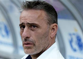 وكيل باولو بينتو يفجر مفاجأة عبر بطولات بشأن مفاوضات الأهلي