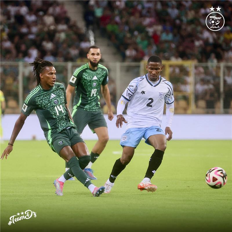 اخبار نيوز : فيديو | منتخب الجزائر يهزم بوتسوانا ويبتعد بصدارة مجموعته في تصفيات كأس العالم