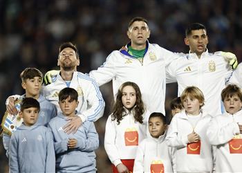 بعد ميسي لاعب آخر يضع حدا لمسيرته مع المنتخب في الأرجنتين