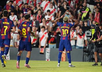 تضاؤل فرص لحاق لاعب برشلونة بمباراة فالنسيا في الدوري الإسباني