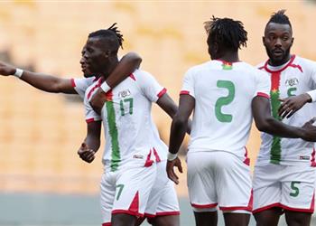 فيديو بوركينا فاسو تكتسح جيبوتي بسداسية وتهدد صدارة مصر في تصفيات كأس العالم