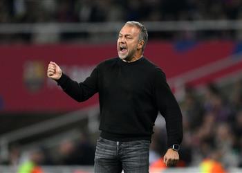 لاعب برشلونة يغادر المعسكر الدولي بسبب الإصابة