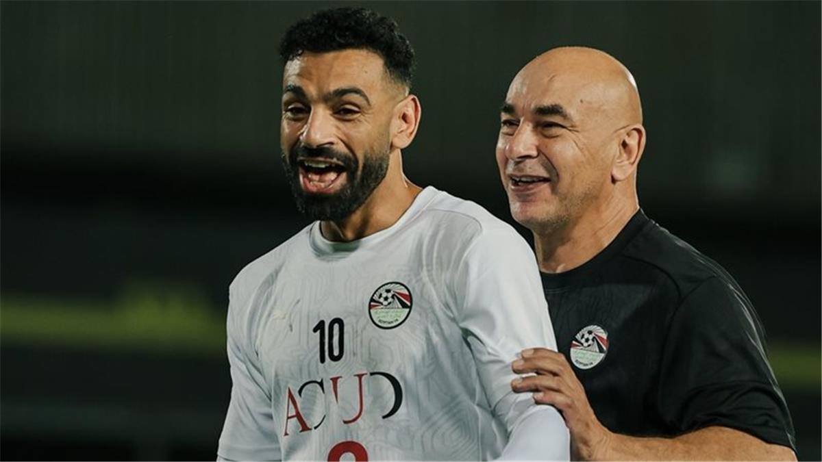 اخبار نيوز : حسام حسن عن اقتراب محمد صلاح من رقمه التاريخي: فيفا تعمد تقليل أهدافي