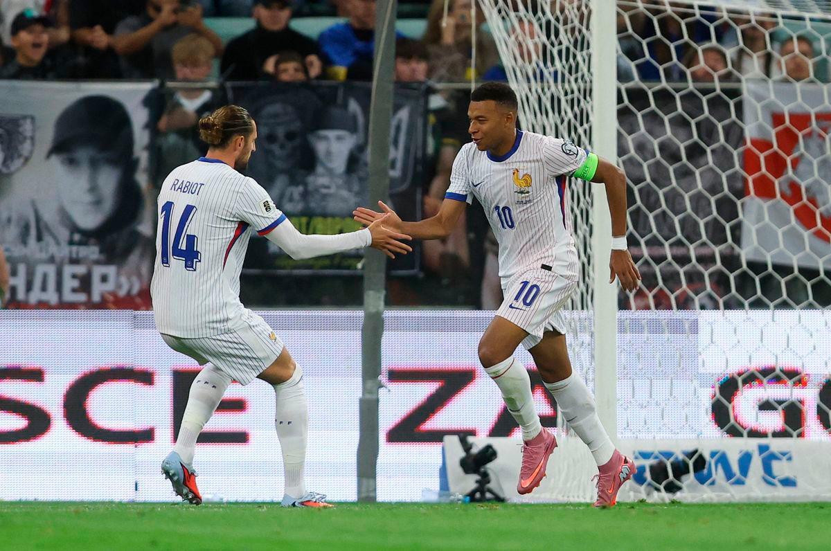 اخبار نيوز : بعد ديمبلي.. التوقف الدولي يزيد جراح باريس سان جيرمان قبل استئناف دوري أبطال أوروبا