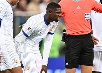 بعد إصابته مع فرنسا مدة غياب عثمان ديمبلي عن باريس سان جيرمان وموقفه من مباراة برشلونة