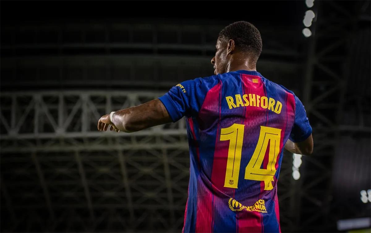 اخبار نيوز : بعد شهر من انضمامه.. برشلونة يدرس قرارًا بشأن راشفورد