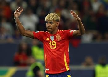 تشكيل إسبانيا أمام تركيا في تصفيات كأس العالم موقف لامين يامال