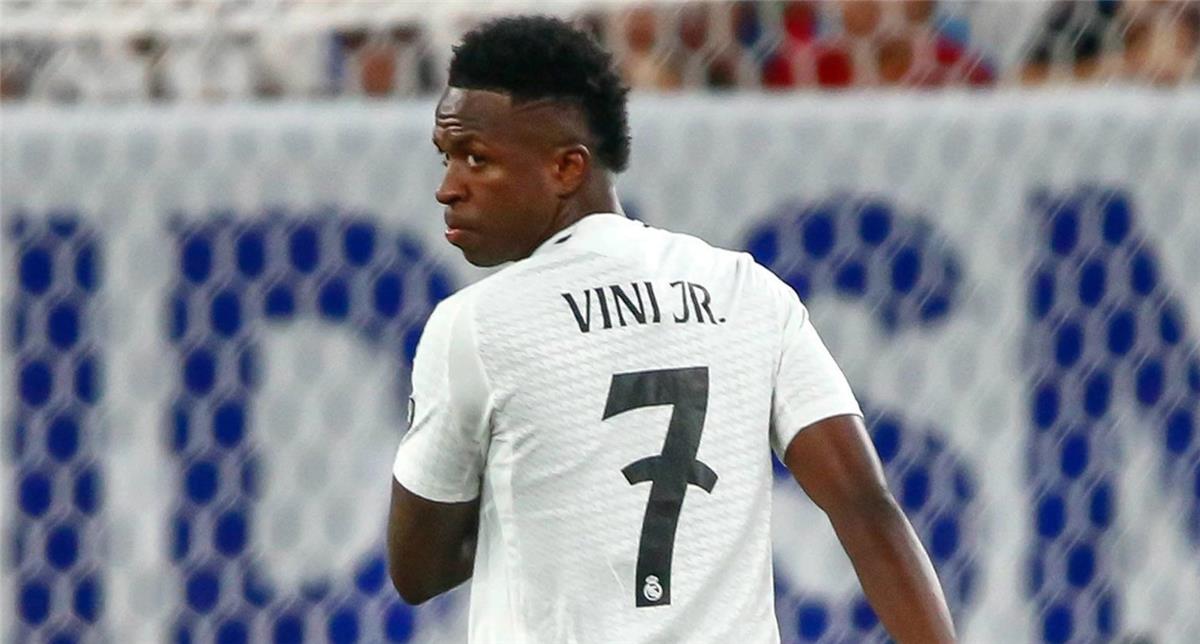 اخبار نيوز : ريال مدريد يضع شرطًا وحيدًا للاستجابة إلى مطالب فينيسيوس وتجديد عقده