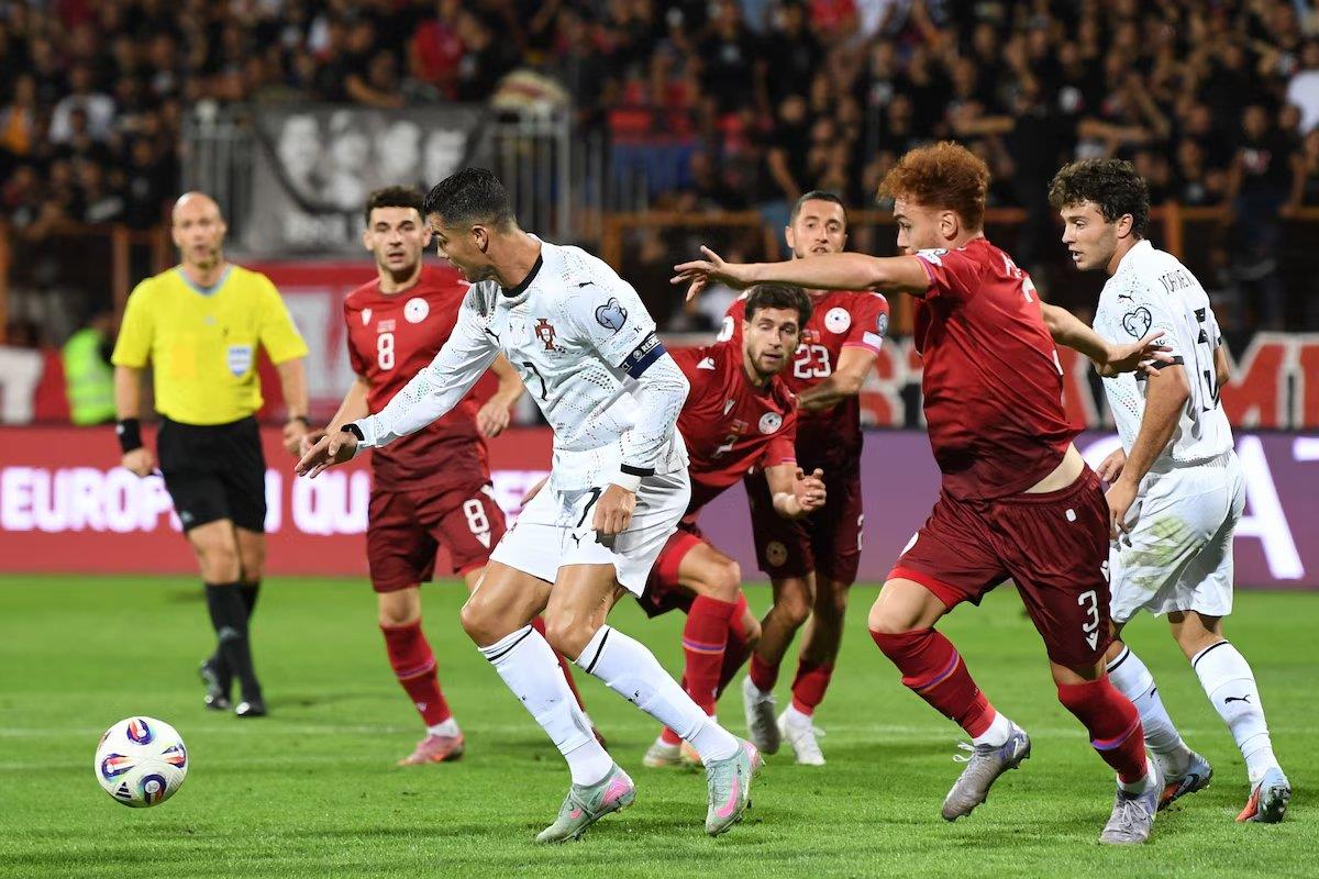 اخبار نيوز : موعد والقناة الناقلة لمباراة البرتغال والمجر اليوم في تصفيات كأس العالم.. والمعلق