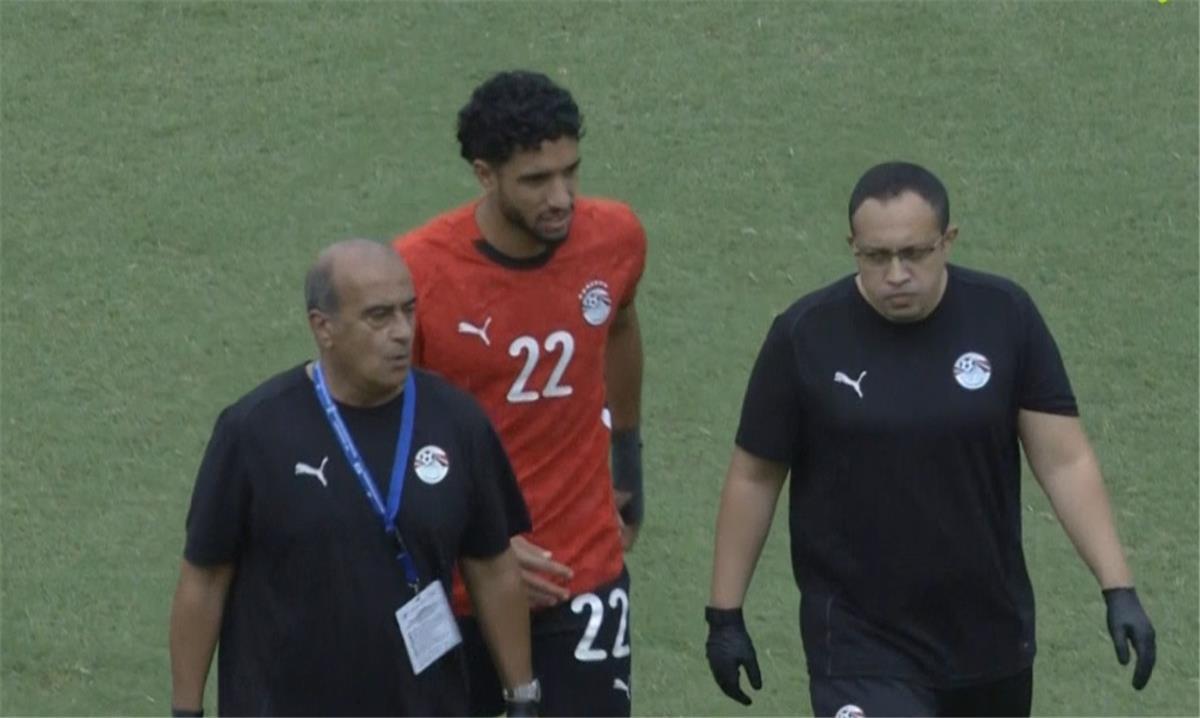 اخبار نيوز : عضو اتحاد الكرة يكشف تفاصيل حديثه مع عمر مرموش بعد إصابته ورسالة حسام حسن لـ محمد صلاح
