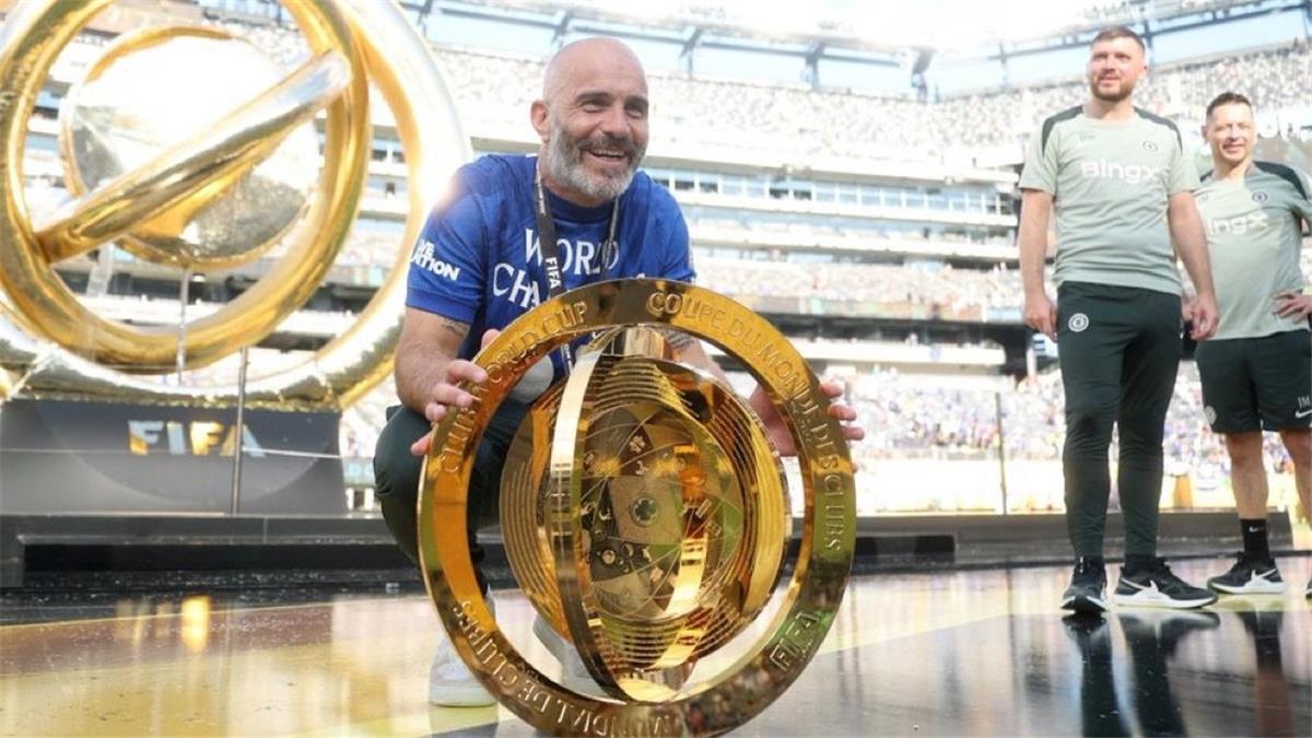 مفاجأة.. مانشستر سيتي وراء رحيل إنزو ماريسكا عن تدريب تشيلسي 