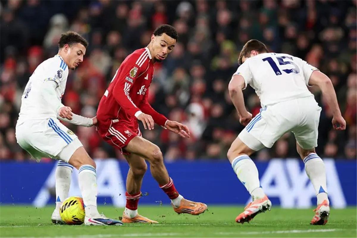 موعد مباراة ليفربول القادمة بعد التعادل مع ليدز يونايتد في الدوري الإنجليزي