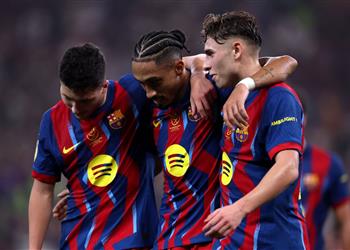 الاتحاد السعودي يلمح إلى إمكانية التعاقد مع نجم برشلونة