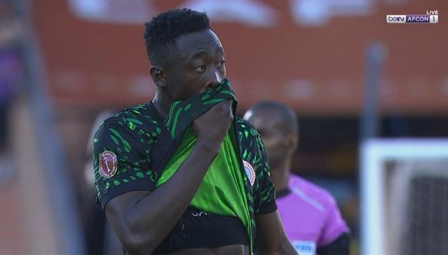 أكور ادامز يهدر انفراد امام الجزائر بكأس أمم أفريقيا