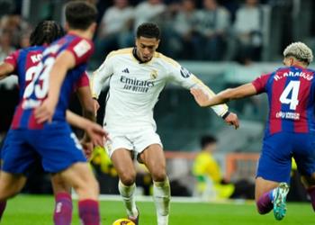 بالترددات 9 قنوات مجانية تنقل مباراة برشلونة وريال مدريد اليوم في نهائي كأس السوبر الإسباني
