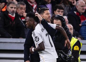 جمهور ريال مدريد يعلن دعم فينيسيوس أمام برشلونة في نهائي السوبر الإسباني