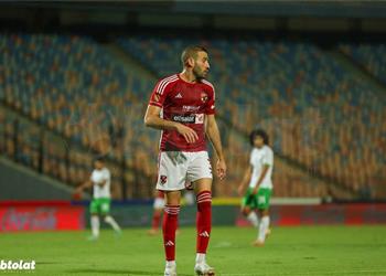 الأهلي يفاوض سيراميكا كليوباترا لضم لاعبه وعمر كمال في الصورة