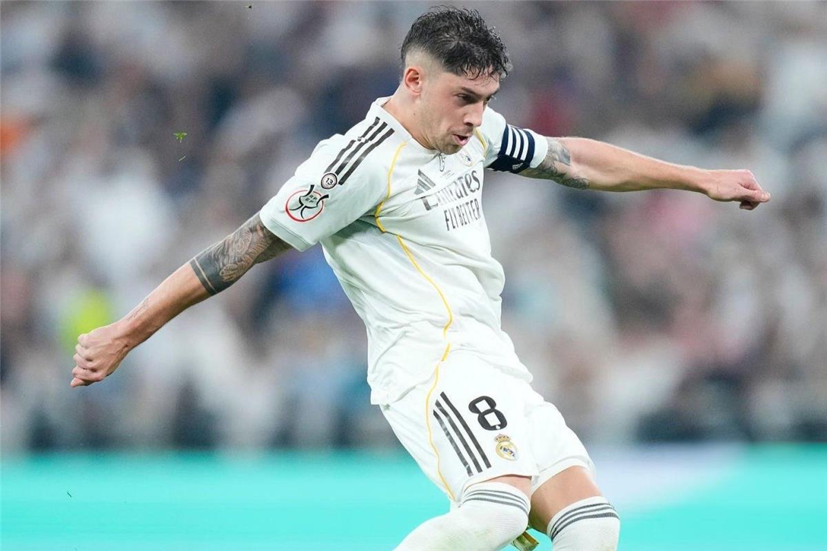 التشخيص المبدئي لإصابة فالفيردي أمام برشلونة في السوبر الإسباني 