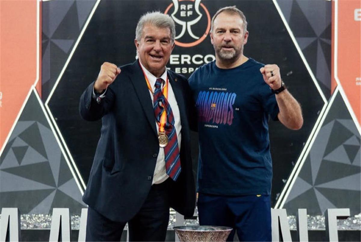 لابورتا يوضح مستقبل فليك مع برشلونة ويحسم مصير تير شتيجن 