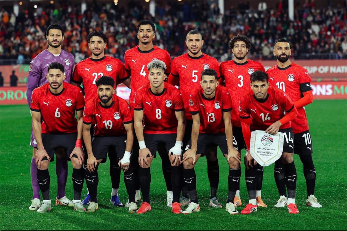 6 لاعبين من منتخب مصر مهددون بالغياب عن نهائي أمم إفريقيا حال تخطي السنغال 