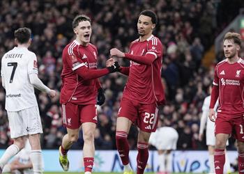 لاعب ليفربول يقدم تنازل ا من أجل الرحيل في يناير