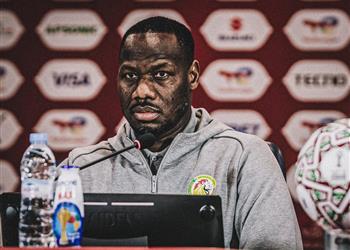 مدرب السنغال سأشاهد مباراة مصر قبل النوم وأتمنى خطأ ما قاله ماني