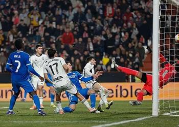 أسطورة ريال مدريد السابق خسارة ألباسيتي فضيحة واللاعبون انتصروا على ألونسو