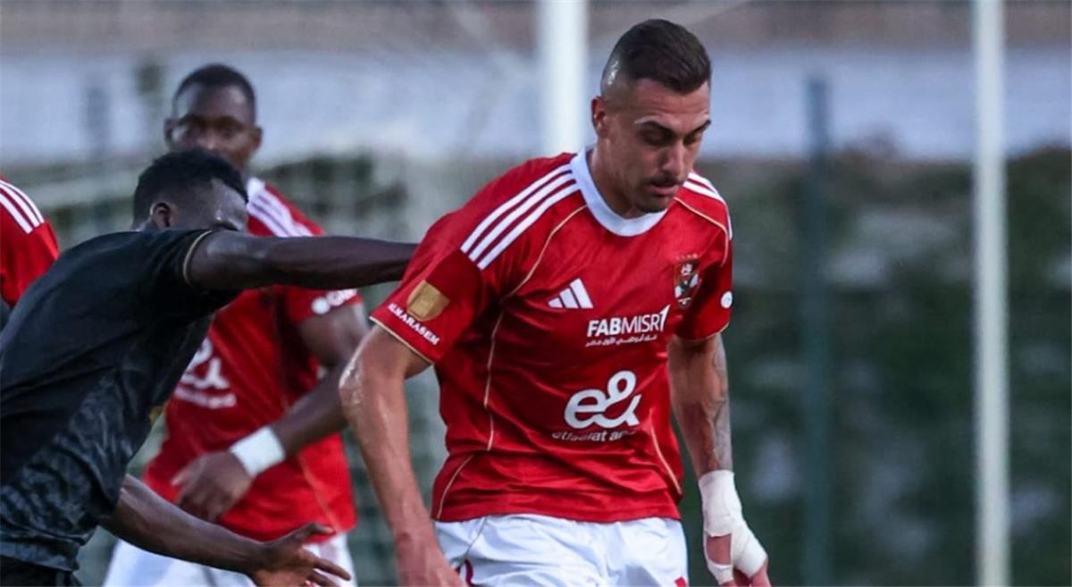 خاص | نادٍ مجري يطلب ضم جراديشار من الأهلي في يناير
