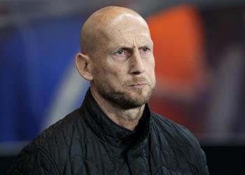 ستام ينصح مانشستر يونايتد بالتعاقد مع نجم برشلونة