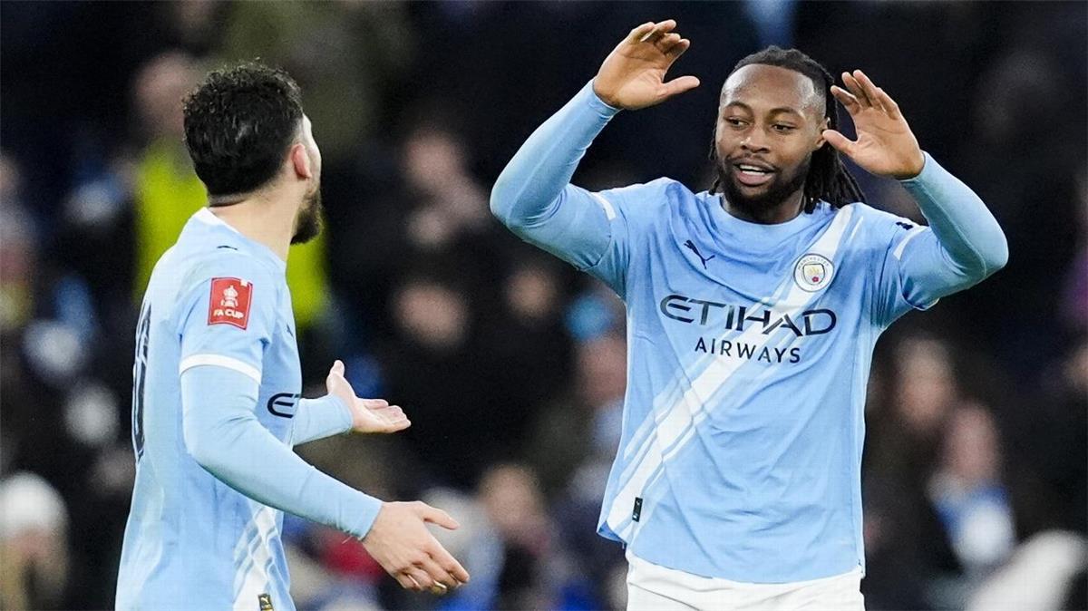 تيجاني ريندرز يحذر زملاءه من مواجهة مانشستر يونايتد: ويصرح: مانشستر سيتي سيلحق بـ آرسنال