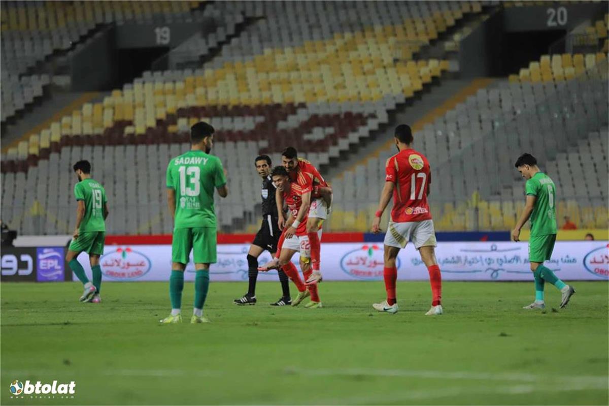 رسميًا.. المصري يعلن التعاقد مع لاعب الأهلي