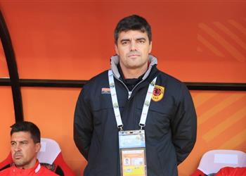 مدرب أنجولا السابق يوجه رسالة عبر بطولات إلى كاف بسبب مباراة مصر ونيجيريا