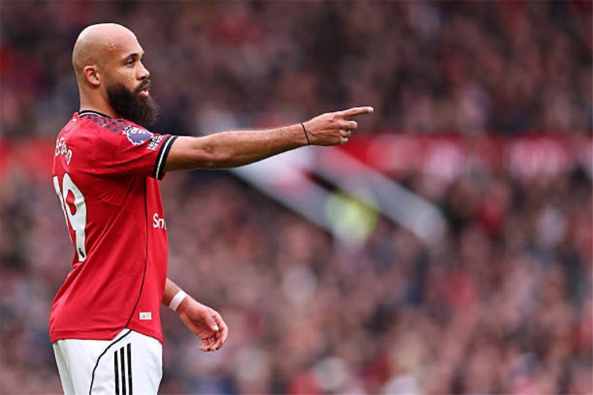 فيديو | مبيومو يسجل هدف مانشستر يونايتد الأول أمام مانشستر سيتي