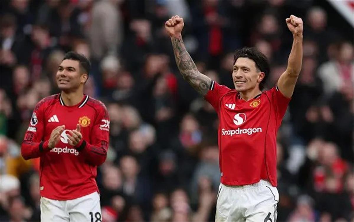 رجل مباراة مانشستر سيتي ومانشستر يونايتد في الدوري الانجليزي