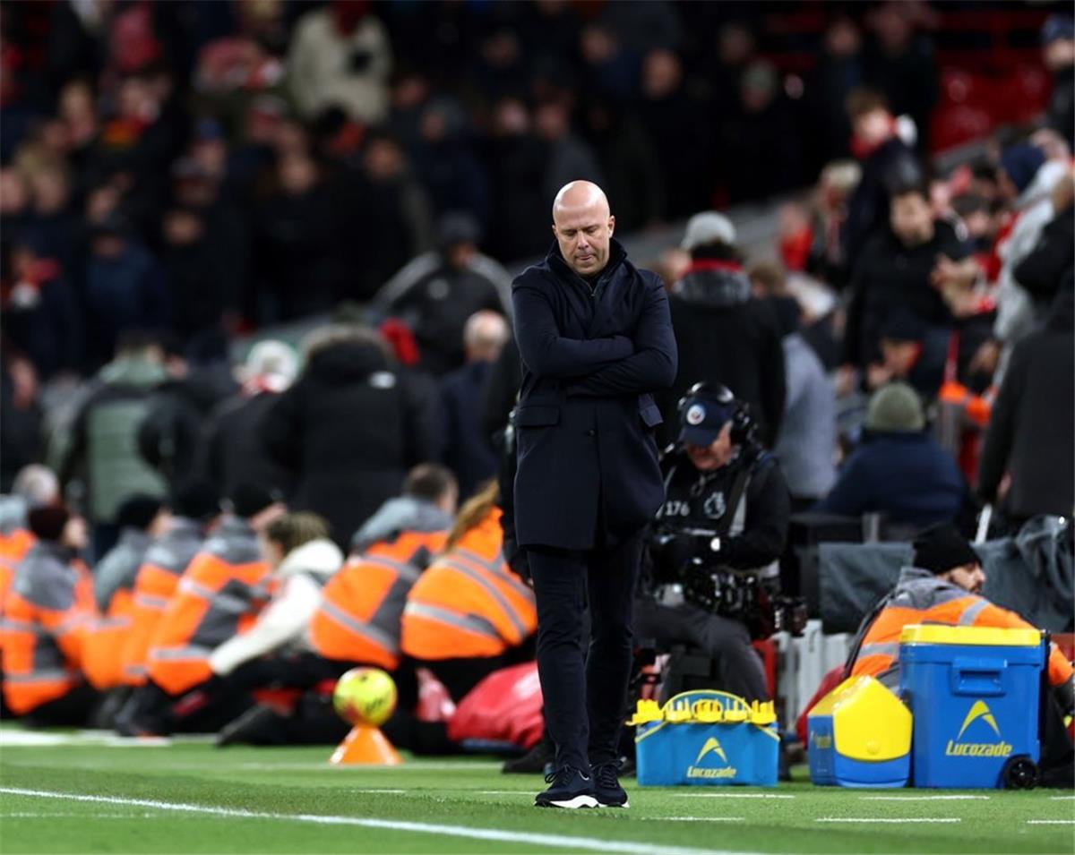 فيديو | رد فعل قوي من جماهير ليفربول بعد التعادل مع ليدز في الدوري الإنجليزي