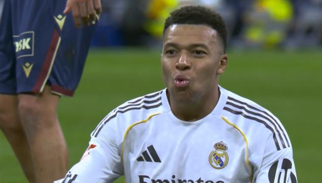 مبابي كاد ان يسجل هدف رائع علي الطاير في مرمي ليفانتي