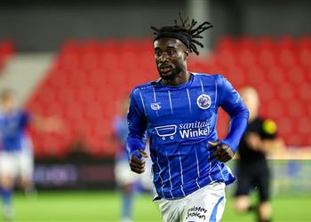 خاص دين بوش الهولندي يرد على مفاوضات الأهلي لضم كيفن مونزيالو