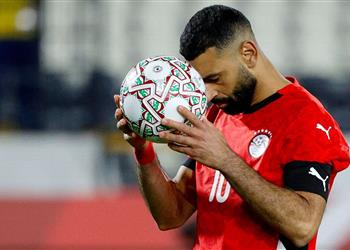 حارس نيجيريا كنت أستهدف محمد صلاح في ركلات الترجيح وساعدني كثير ا